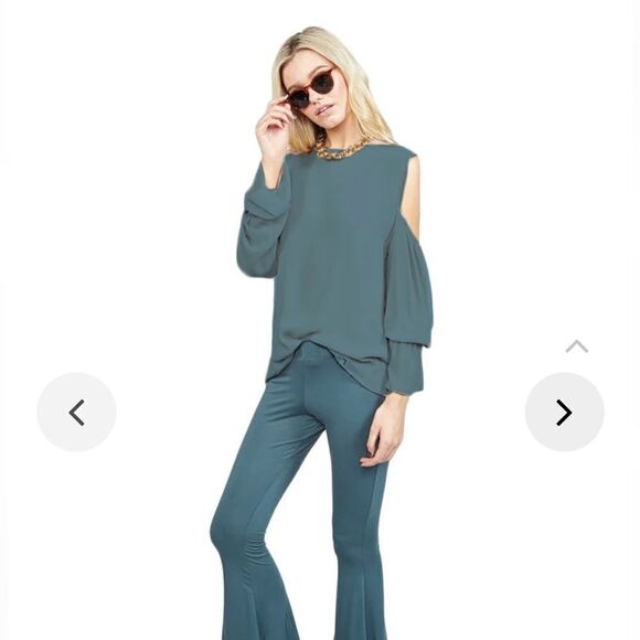 Michael Lauren NWT Sam Open Shoulder Bell Sleeve Top in Admiral Green size L - Picture 2 of 6